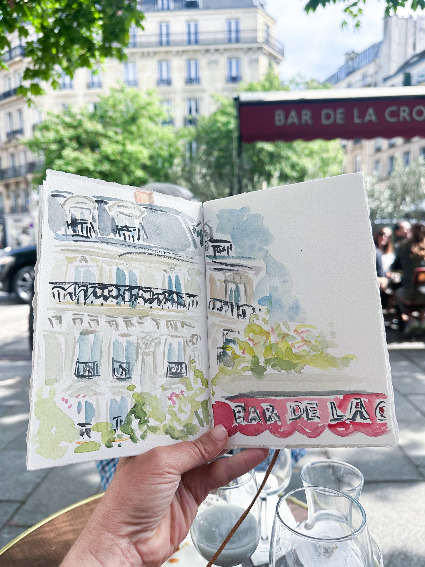 Apero Hour, Bar de la Croix Rouge